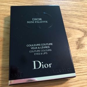 Dior mini palette